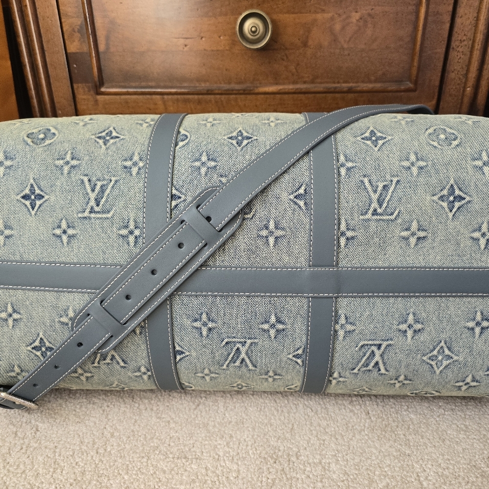 Authentic Louis Vuitton Keepall 50 Denim Duffle - Picture 6 of 13